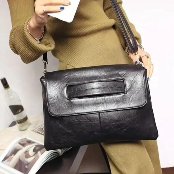 Envelope Clutch Bag Large Wristlet – Black PU Leather – Foldover Style